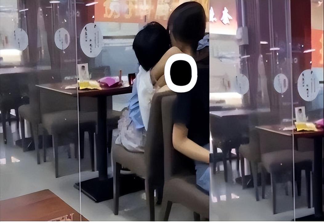 一边下奶一边吃饭