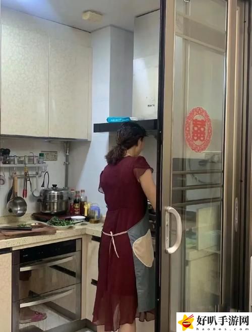 在姨母家的客厅