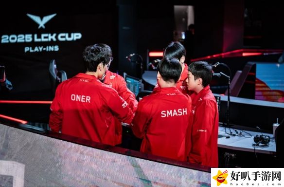 Smash为何成为众矢之的？揭秘T1新下路选手的舆论风暴